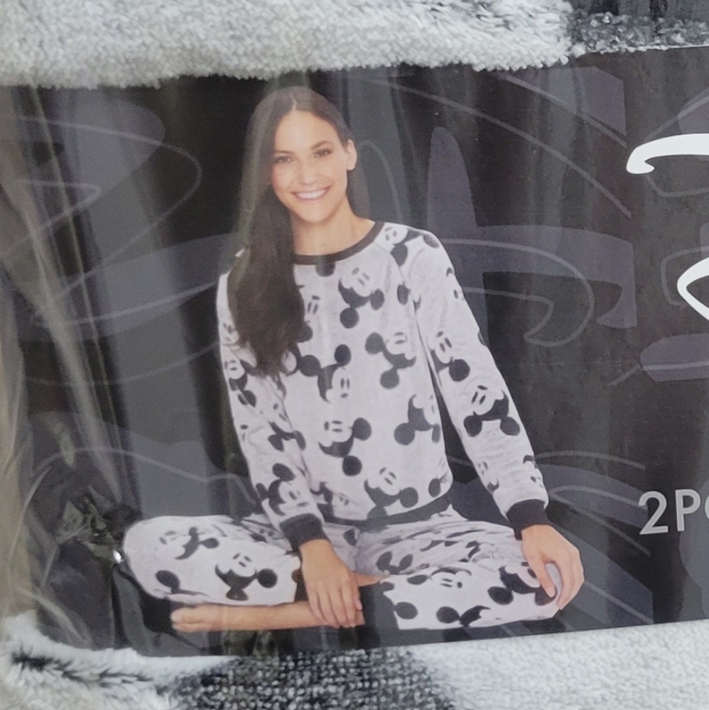 Mickey Mouse PJ Set 2 Piece Disneyland XXL Warm - Picture 4 of 10